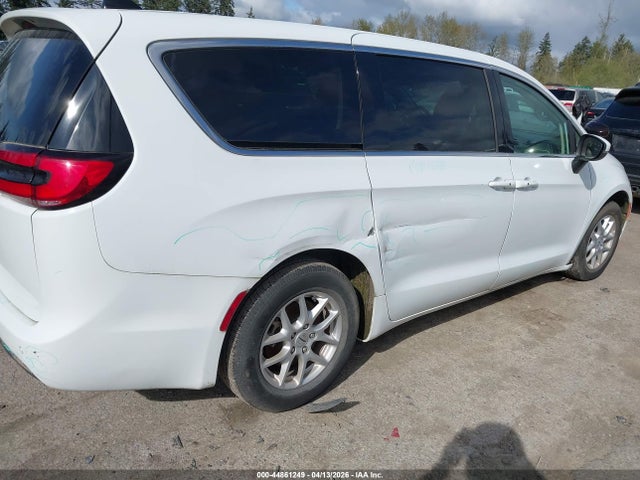 Продаж на аукціоні авто 2023 Chrysler Pacifica Touring L, vin: 2C4RC1BG3PR566913, номер лоту: 44861249