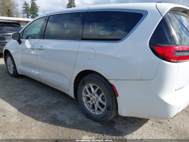 Продаж на аукціоні авто 2023 Chrysler Pacifica Touring L, vin: 2C4RC1BG3PR566913, номер лоту: 44861249