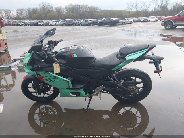 MH3RH25E4TK006281 Yamaha Yfz320 A