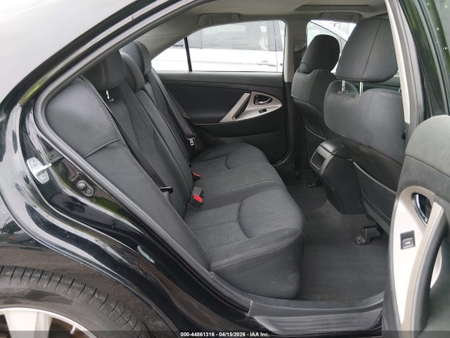 44861316 :رقم المزاد ، 4T1BF3EK3BU662181 vin ، 2011 Toyota Camry Se مزاد بيع