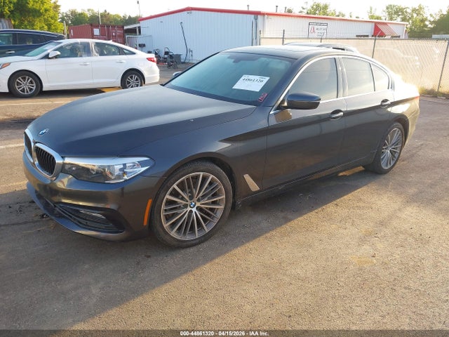 2017 Bmw 530i მანქანა იყიდება აუქციონზე, vin: WBAJA5C34HG897795, აუქციონის ნომერი: 44861320