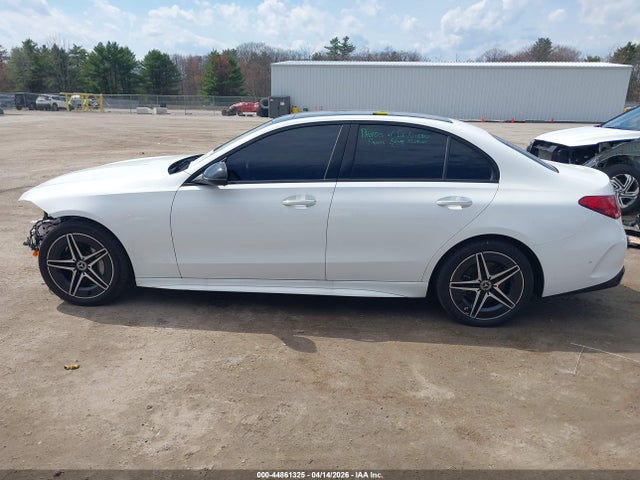 W1KAF4HB8PR154998 Mercedes-Benz C 300 4matic