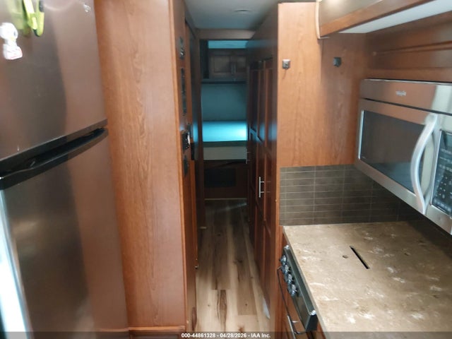 Aukcja sprzedaży 2014 Freightliner Chassis Xc, vin: 4UZACJDT4ECFW8343, numer aukcji: 44861328
