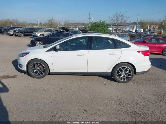 1FADP3H27JL306932 Ford FOCUS SEL