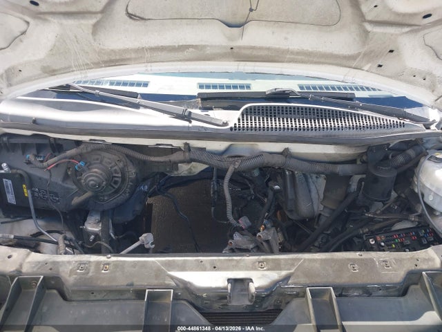 44861348 :رقم المزاد ، 1GTW7FCF3F1901388 vin ، 2015 Gmc Savana 2500 Work Van مزاد بيع
