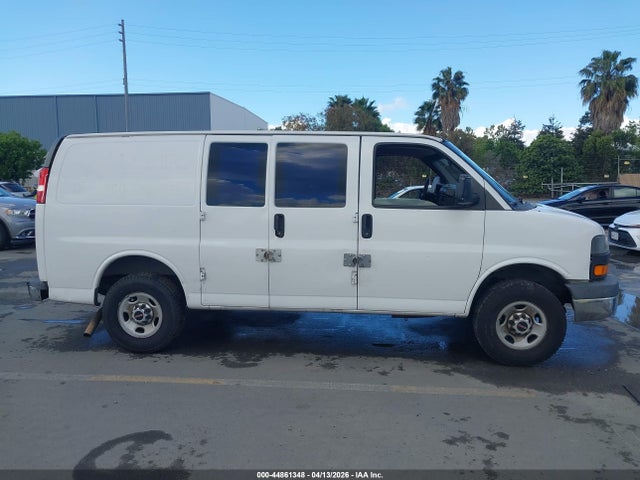 44861348 :رقم المزاد ، 1GTW7FCF3F1901388 vin ، 2015 Gmc Savana 2500 Work Van مزاد بيع