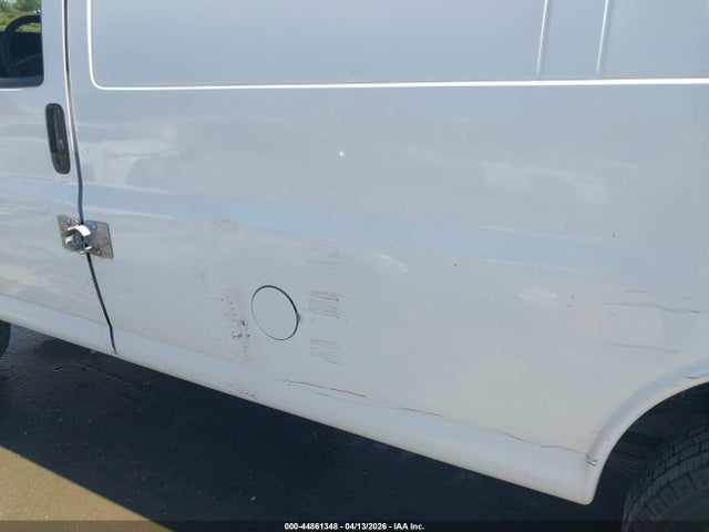 44861348 :رقم المزاد ، 1GTW7FCF3F1901388 vin ، 2015 Gmc Savana 2500 Work Van مزاد بيع