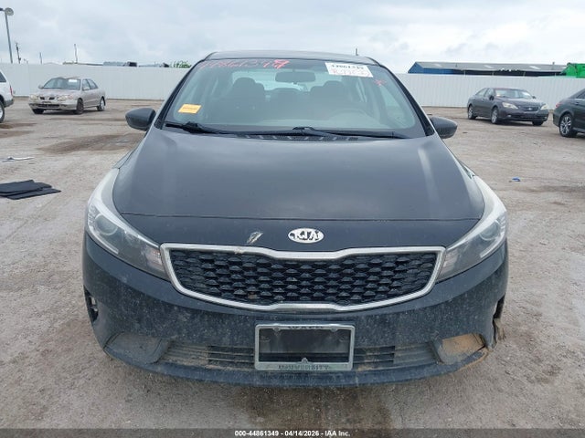 Продажа на аукционе авто 2018 Kia Forte S, vin: 3KPFL4A70JE226133, номер лота: 44861349