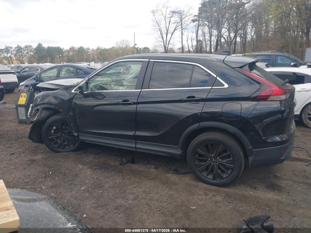 Продаж на аукціоні авто 2022 Mitsubishi Eclipse Cross Le S-awc, vin: JA4ATVAA1NZ003616, номер лоту: 44861375