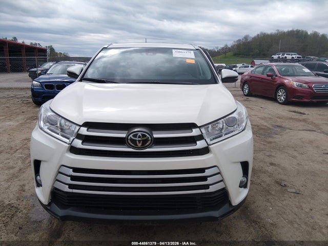 Aukcja sprzedaży 2018 Toyota Highlander Xle, vin: 5TDJZRFH3JS560864, numer aukcji: 44861379