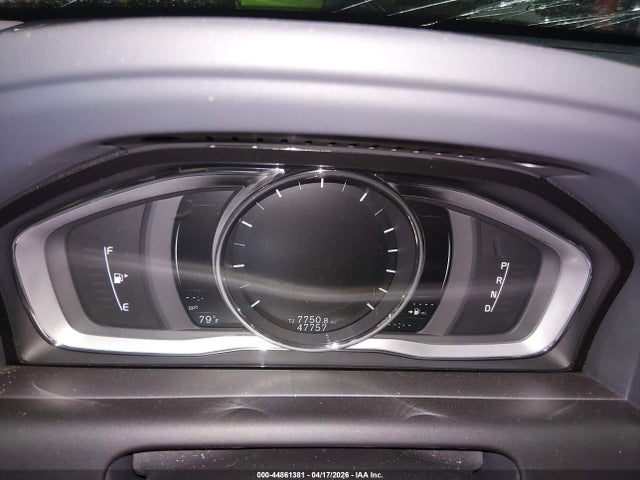 Aukcja sprzedaży 2017 Volvo Xc60 T5 Inscription, vin: YV440MDU3H2141261, numer aukcji: 44861381