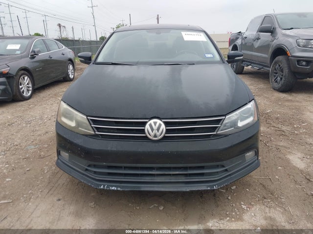 44861394 :رقم المزاد ، 3VWL17AJ4HM203313 vin ، 2017 Volkswagen Jetta 1.8t Sel Premium مزاد بيع