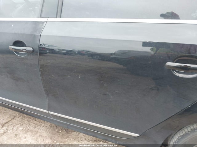 44861394 :رقم المزاد ، 3VWL17AJ4HM203313 vin ، 2017 Volkswagen Jetta 1.8t Sel Premium مزاد بيع