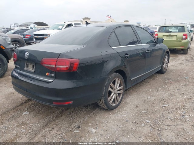 44861394 :رقم المزاد ، 3VWL17AJ4HM203313 vin ، 2017 Volkswagen Jetta 1.8t Sel Premium مزاد بيع