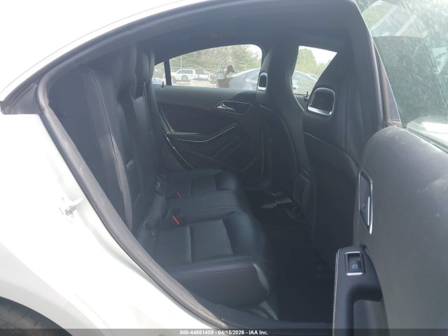 44861409 :رقم المزاد ، WDDSJ4EB0EN044961 vin ، 2014 Mercedes-benz Cla 250 مزاد بيع