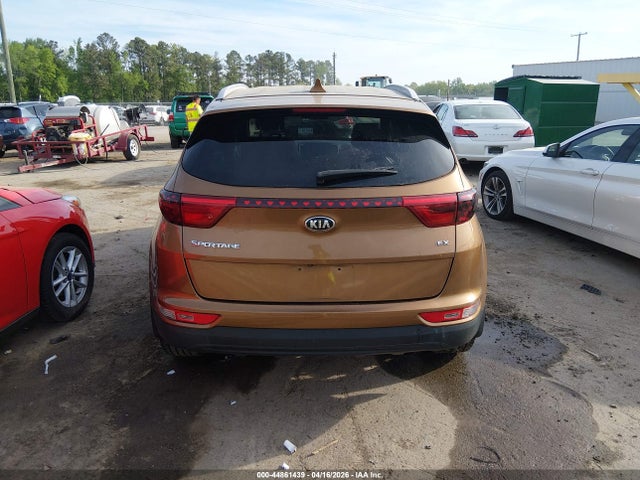 KNDPNCAC1H7106728 KIA Sportage Ex