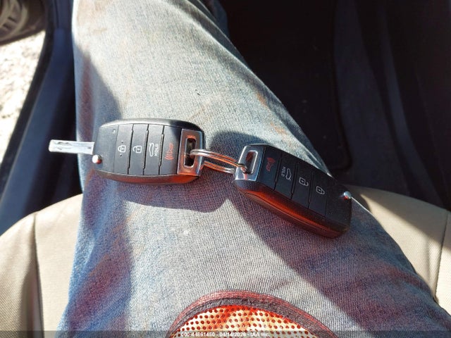 KNADM4A30H6044060 KIA RIO LX
