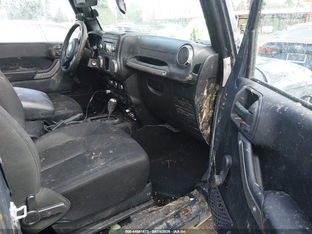 1C4AJWAG7GL242759 Jeep Wrangler Sport