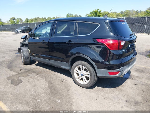Продаж на аукціоні авто 2019 Ford Escape Se, vin: 1FMCU0GD0KUB08877, номер лоту: 44861487