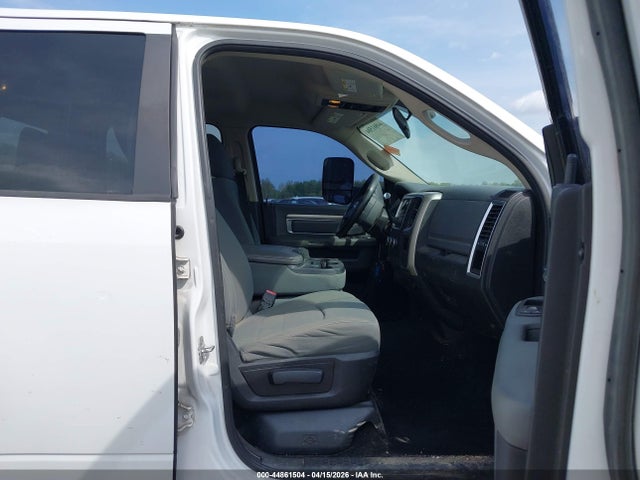 Продажа на аукционе авто 2013 Ram 2500 Slt, vin: 3C6UR5JL4DG551960, номер лота: 44861504