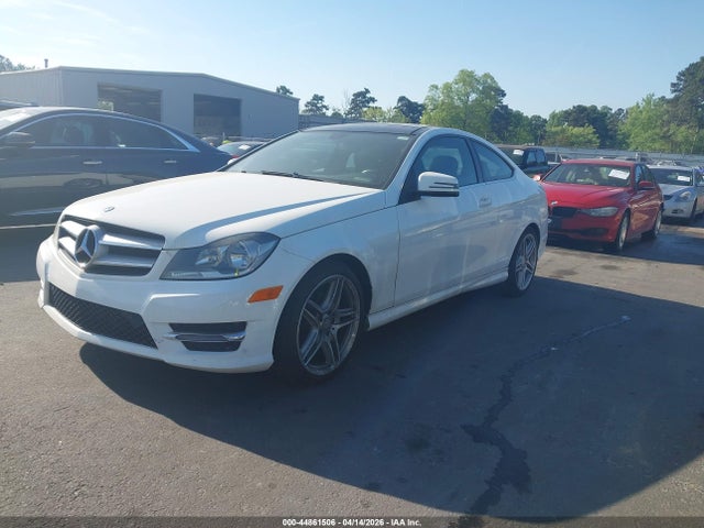 2013 MERCEDES-BENZ C 250 WDDGJ4HB3DG036096 Photo 1