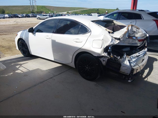 2016 Lexus Es 350 მანქანა იყიდება აუქციონზე, vin: 58ABK1GG0GU018338, აუქციონის ნომერი: 44861510