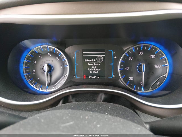 2017 Chrysler Pacifica Touring-l მანქანა იყიდება აუქციონზე, vin: 2C4RC1BG7HR759180, აუქციონის ნომერი: 44861533