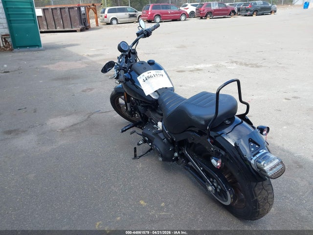 Harley-Davidson FXLRS 2023 1HD1YWZ19PB046967 Image 3