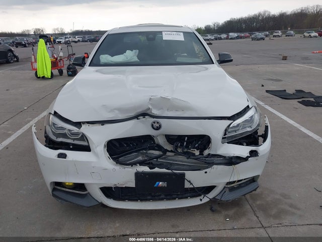 BMW 535i Xdrive 2014 WBA5B3C51ED535666 Image 12