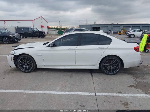 BMW 535i Xdrive 2014 WBA5B3C51ED535666 Image 14