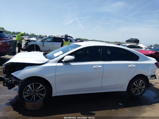 2024 Kia Forte Lxs მანქანა იყიდება აუქციონზე, vin: 3KPF24AD8RE776104, აუქციონის ნომერი: 44861628