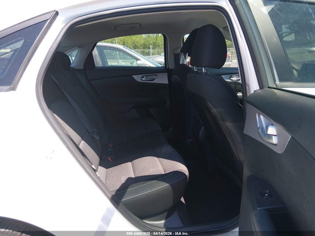 2024 Kia Forte Lxs მანქანა იყიდება აუქციონზე, vin: 3KPF24AD8RE776104, აუქციონის ნომერი: 44861628