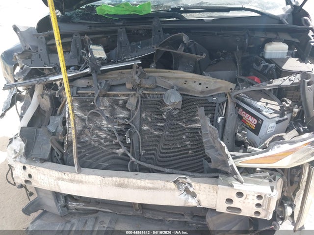 5TDJZRFH5HS469850 Toyota Highlander Xle