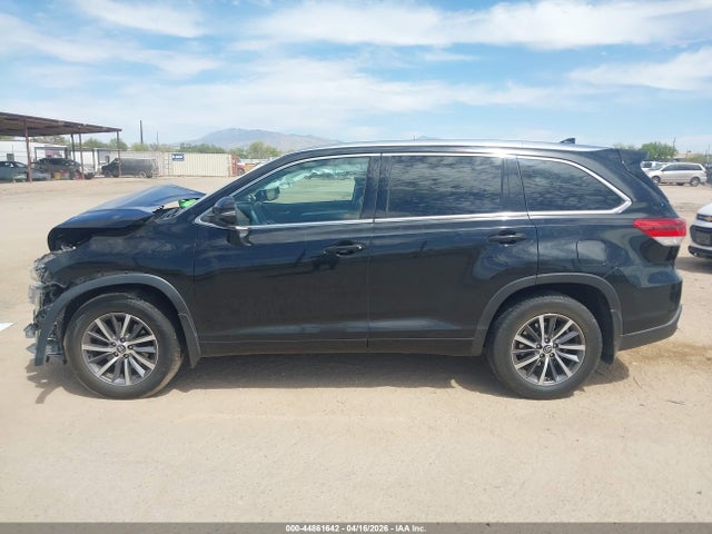5TDJZRFH5HS469850 Toyota Highlander Xle