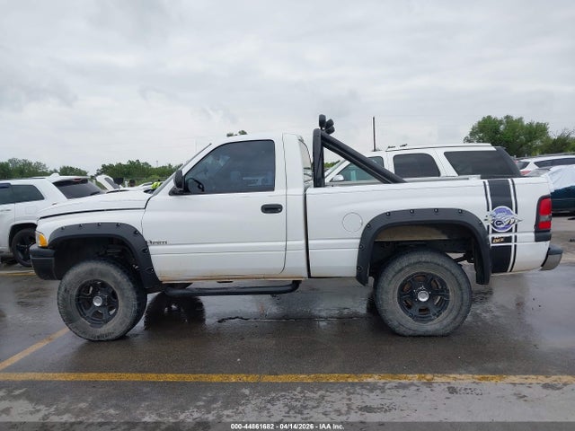 1999 Dodge Ram 1500 St მანქანა იყიდება აუქციონზე, vin: 1B7HF16Z9XS320574, აუქციონის ნომერი: 44861682