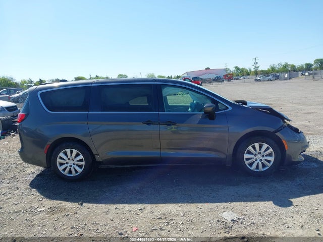 Продаж на аукціоні авто 2018 Chrysler Pacifica L, vin: 2C4RC1AG3JR316435, номер лоту: 44861693