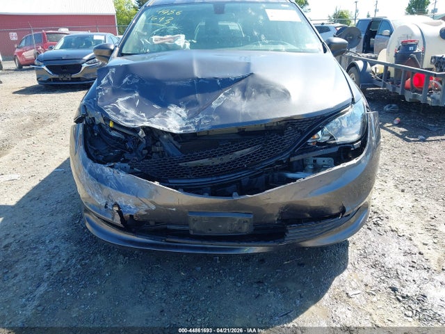 Продаж на аукціоні авто 2018 Chrysler Pacifica L, vin: 2C4RC1AG3JR316435, номер лоту: 44861693
