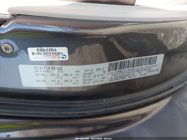 Продаж на аукціоні авто 2018 Chrysler Pacifica L, vin: 2C4RC1AG3JR316435, номер лоту: 44861693