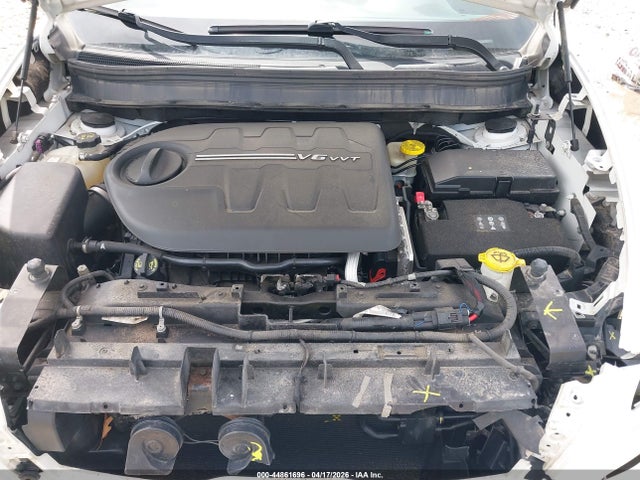 44861696 :رقم المزاد ، 1C4PJMDS2FW719691 vin ، 2015 Jeep Cherokee Limited مزاد بيع