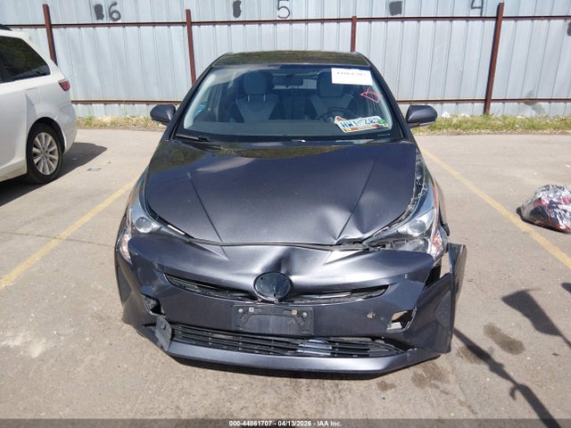 Toyota Prius Two 2016 JTDKBRFU2G3022706 Image 11