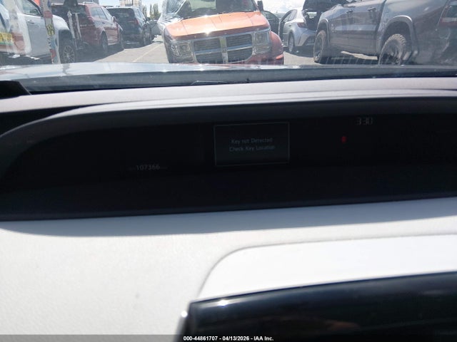 Toyota Prius Two 2016 JTDKBRFU2G3022706 Image 7