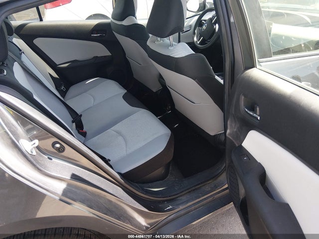 Toyota Prius Two 2016 JTDKBRFU2G3022706 Image 8