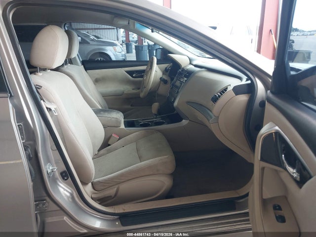 Nissan Altima 2.5 S 2014 1N4AL3AP6EN215701 Image 5
