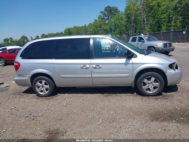 Продажа на аукционе авто 2005 Dodge Grand Caravan Sxt, vin: 2D4GP44L65R464495, номер лота: 44861744
