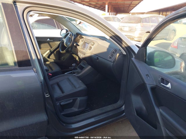 WVGAV7AX5HK036241 Volkswagen Tiguan 2.0t/2.0t S