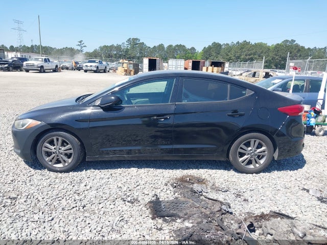 2017 Hyundai Elantra Se მანქანა იყიდება აუქციონზე, vin: 5NPD84LF8HH152575, აუქციონის ნომერი: 44861805