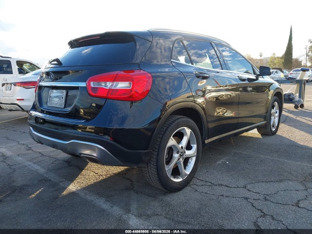 WDCTG4EB5JJ494551 Mercedes-Benz GLA 250