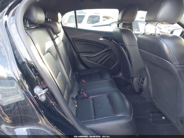 WDCTG4EB5JJ494551 Mercedes-Benz GLA 250