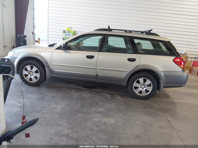 2005 SUBARU OUTBACK 4S4BP61C757393506 Photo 2