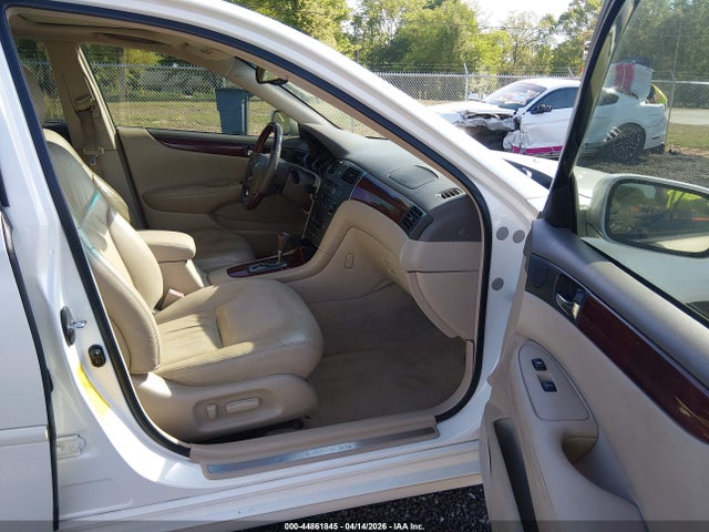 44861845 :رقم المزاد ، JTHBF30G330142657 vin ، 2003 Lexus Es 300 مزاد بيع